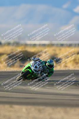 media/Dec-07-2024-CVMA (Sat) [[21c5f1ef85]]/Race 12-Supersport Middleweight/